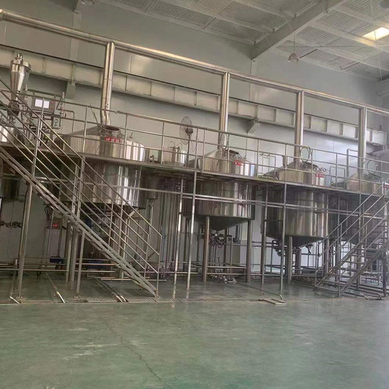 金乡精酿啤酒设备厂—平面布置、设备设计、制造、调试、培训等一条龙服务_COPY